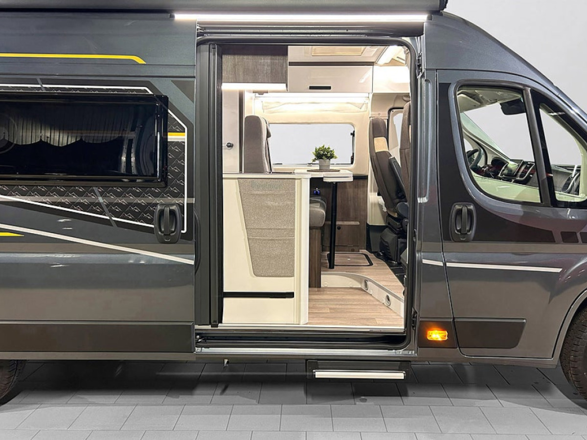 Benimar BENIVAN 160 VAN 640 AUTOMAT LÅNGBÄDDAR Dieselvärmare ADAPTIV Far, bild 4 av 38