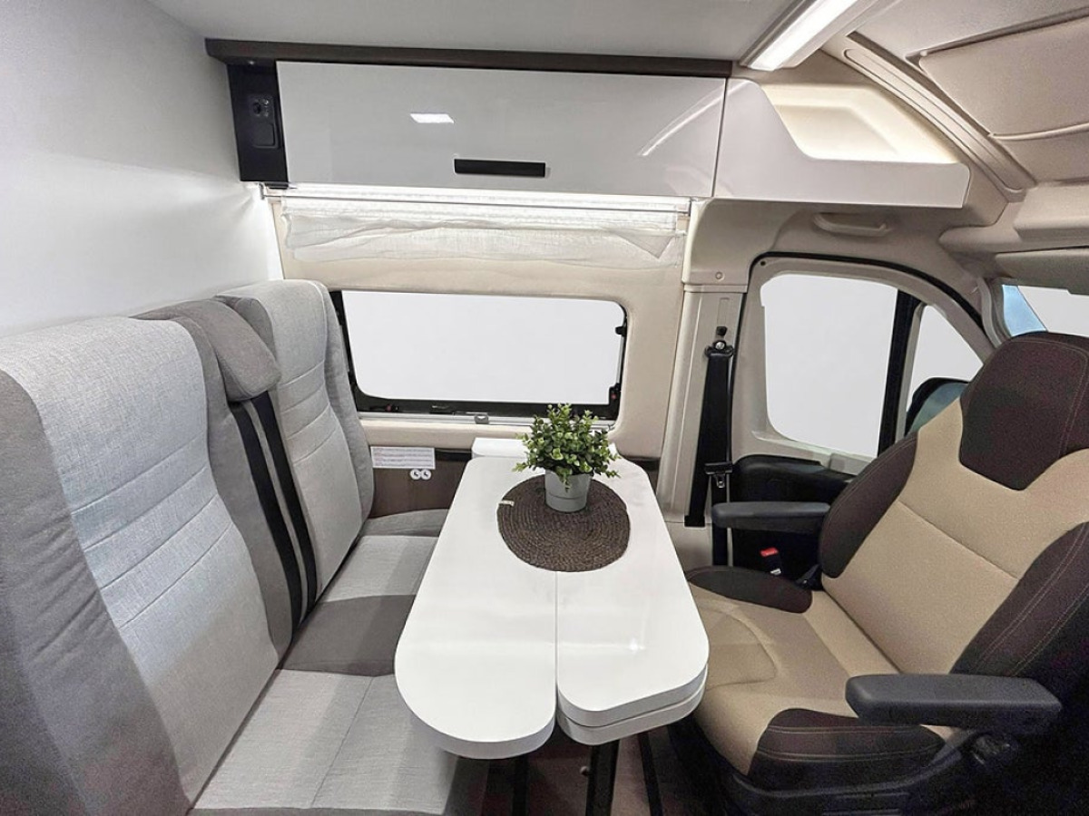 Benimar BENIVAN 160 VAN 640 AUTOMAT LÅNGBÄDDAR Dieselvärmare ADAPTIV Far, bild 6 av 38