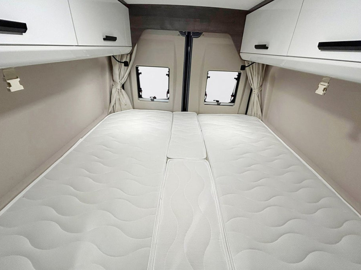 Benimar BENIVAN 160 VAN 640 AUTOMAT LÅNGBÄDDAR Dieselvärmare ADAPTIV Far, bild 18 av 38