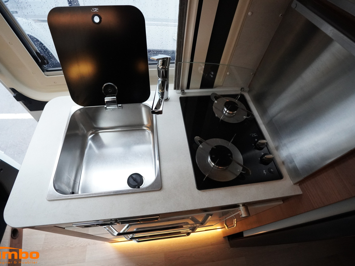 Rapido V68 160hk Automat Solcell, bild 6 av 14
