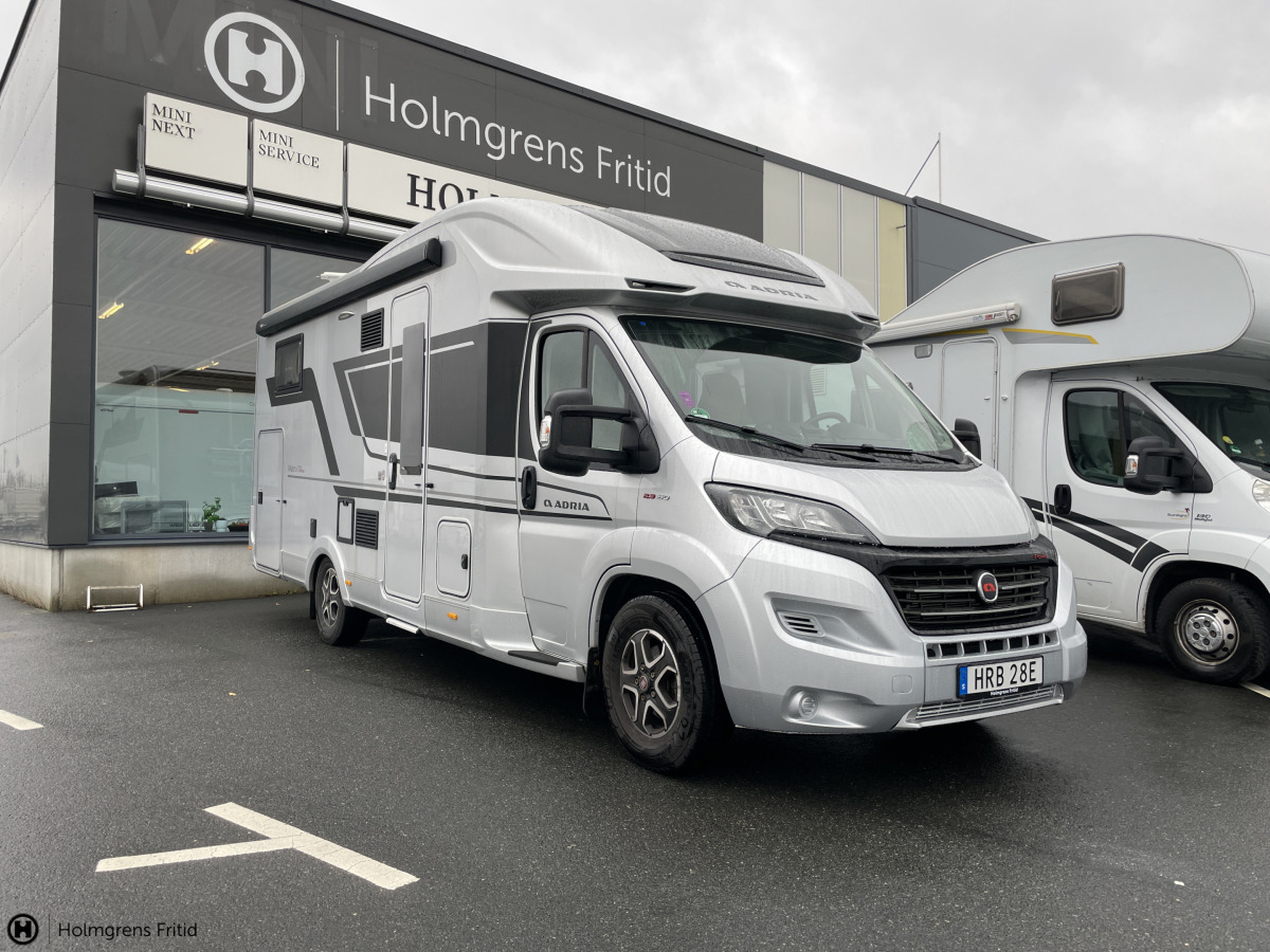 Adria MATRIX 670 SL supreme, bild 1 av 14