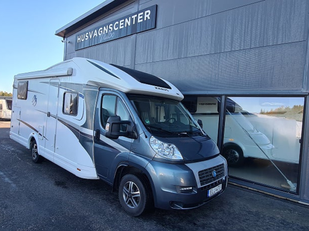 Knaus 700 MEG Skywave 25 years Edition långbädd, alde, solcell x2, bild 1 av 16