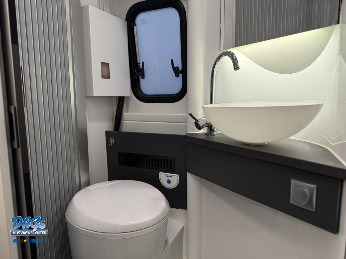 Adria Twin Supreme 640 SLB, bild 23 av 27