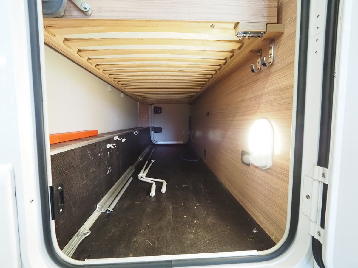 Weinsberg CaraHome 600 DKG AUT I 3500kg I Solcell I 6st Bältade Platser, bild 16 av 21