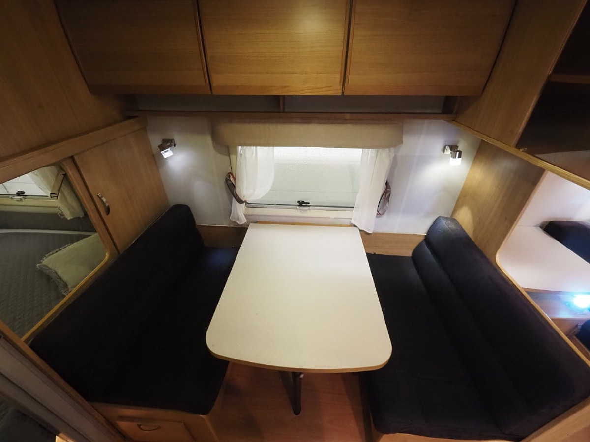 Polar 620 CTX Svit AC Vintervagn Dinette Franskbädd ALDE, bild 13 av 21