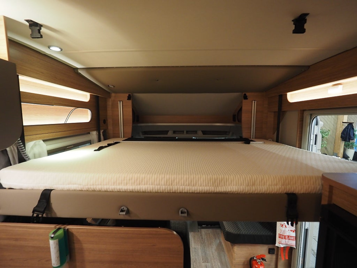Weinsberg CaraSuite 700MEG 165hk I AUT I 3500kg I MOMS I Solcell I Backkam, bild 16 av 22