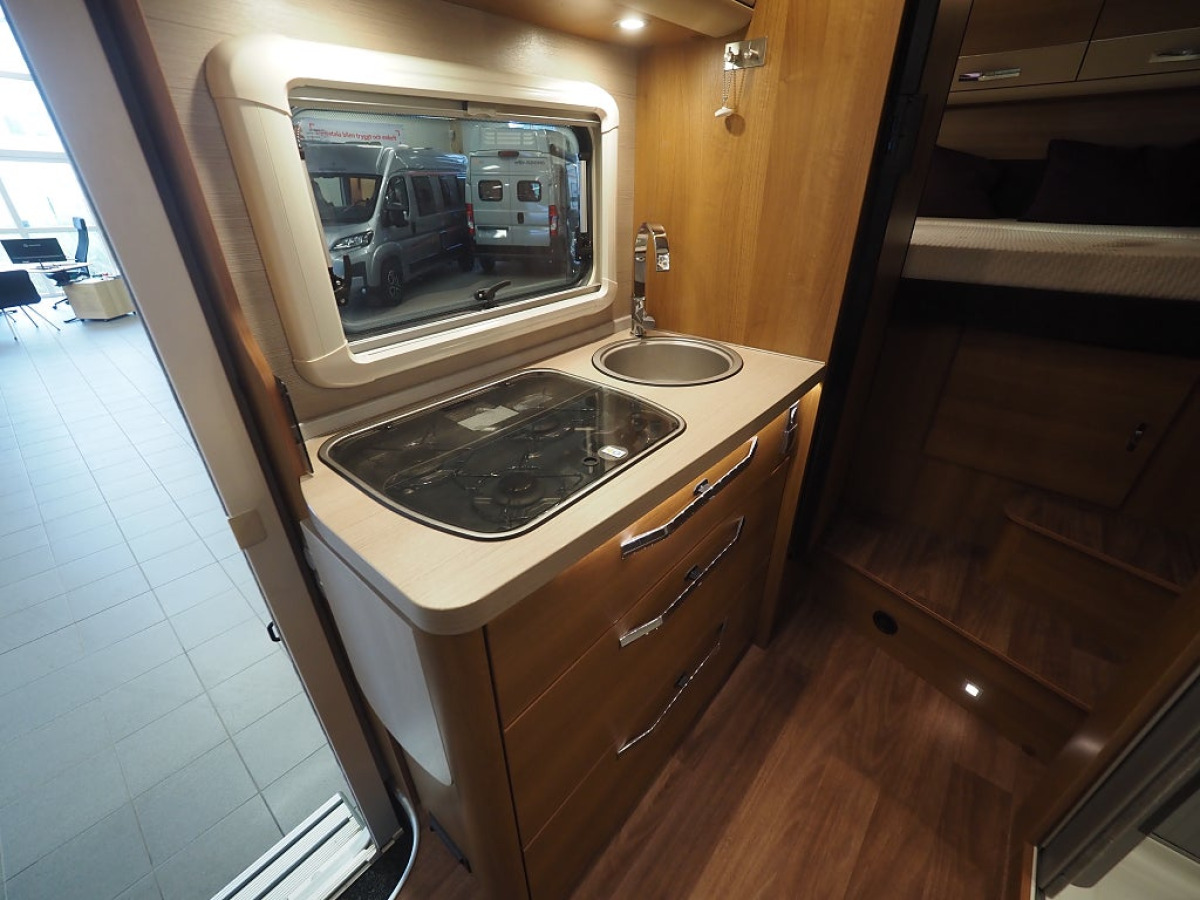 Knaus 600 MG VAN I Platinum Selection AUT I AC I Solcell I Cykelställ, bild 11 av 22