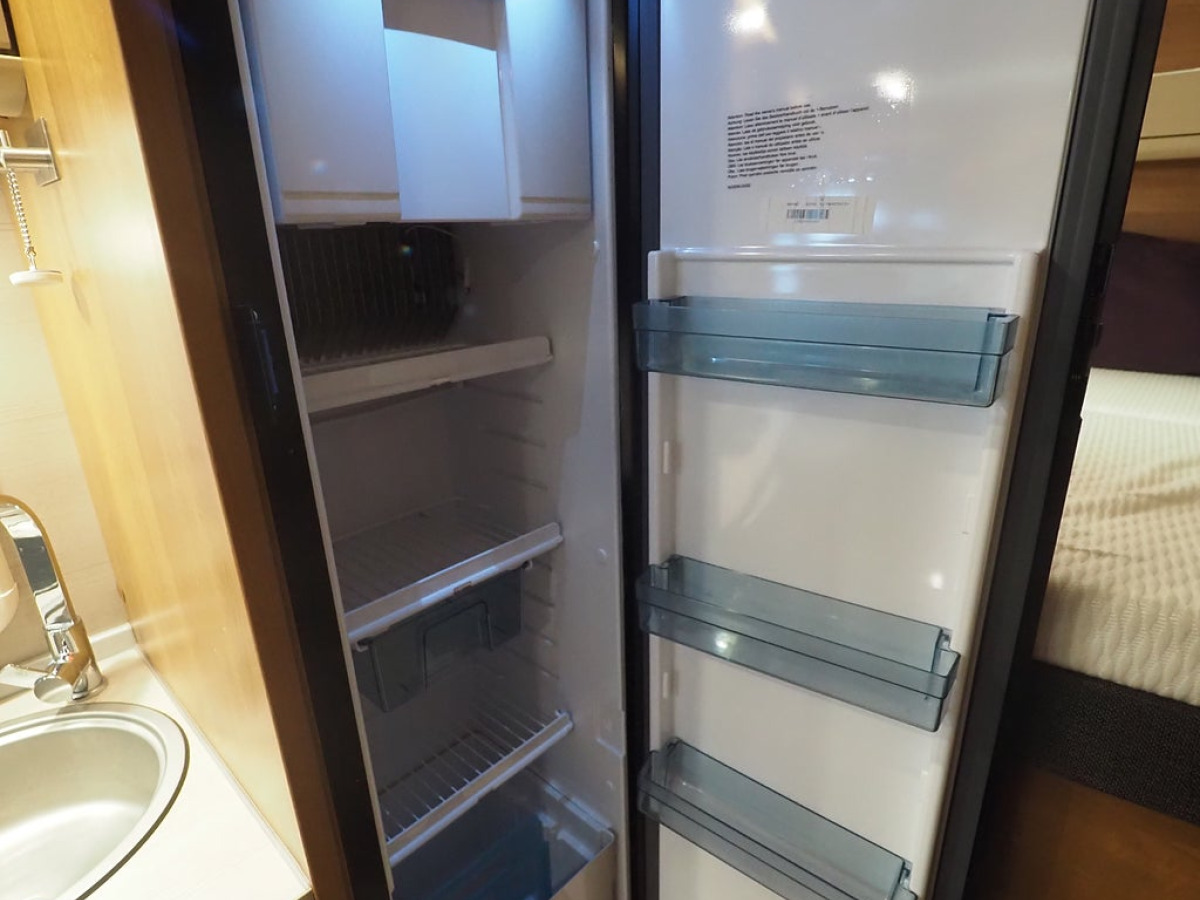 Knaus 600 MG VAN I Platinum Selection AUT I AC I Solcell I Cykelställ, bild 12 av 22