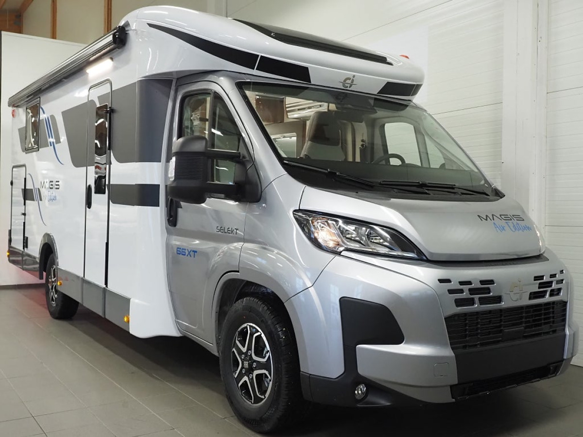Ci Magis 66 XT Air Edition AC Taksäng Markis Queenbädd Stort badrum, bild 2 av 21