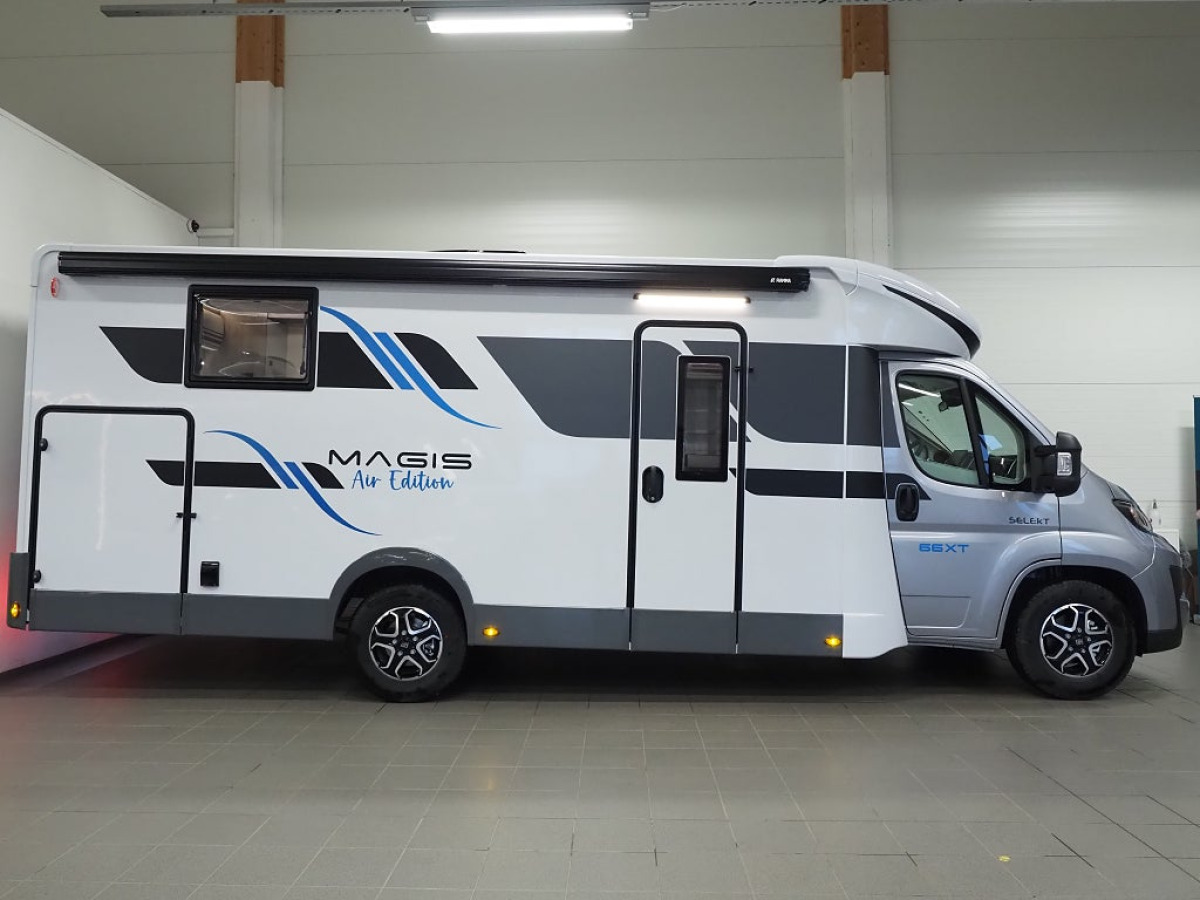 Ci Magis 66 XT Air Edition AC Taksäng Markis Queenbädd Stort badrum, bild 3 av 21