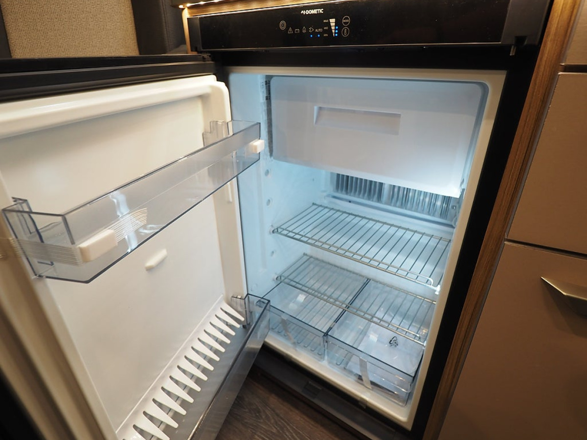 Knaus Van Ti 550 MF Mässerbjudande I AUT I 3500kg I Under 6m, bild 12 av 19