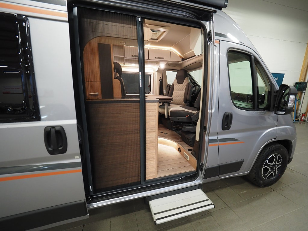 Weinsberg CaraBus 600 ME Mässerbjudande AUT 3500kg I Truma Diesel 6 D, bild 8 av 20