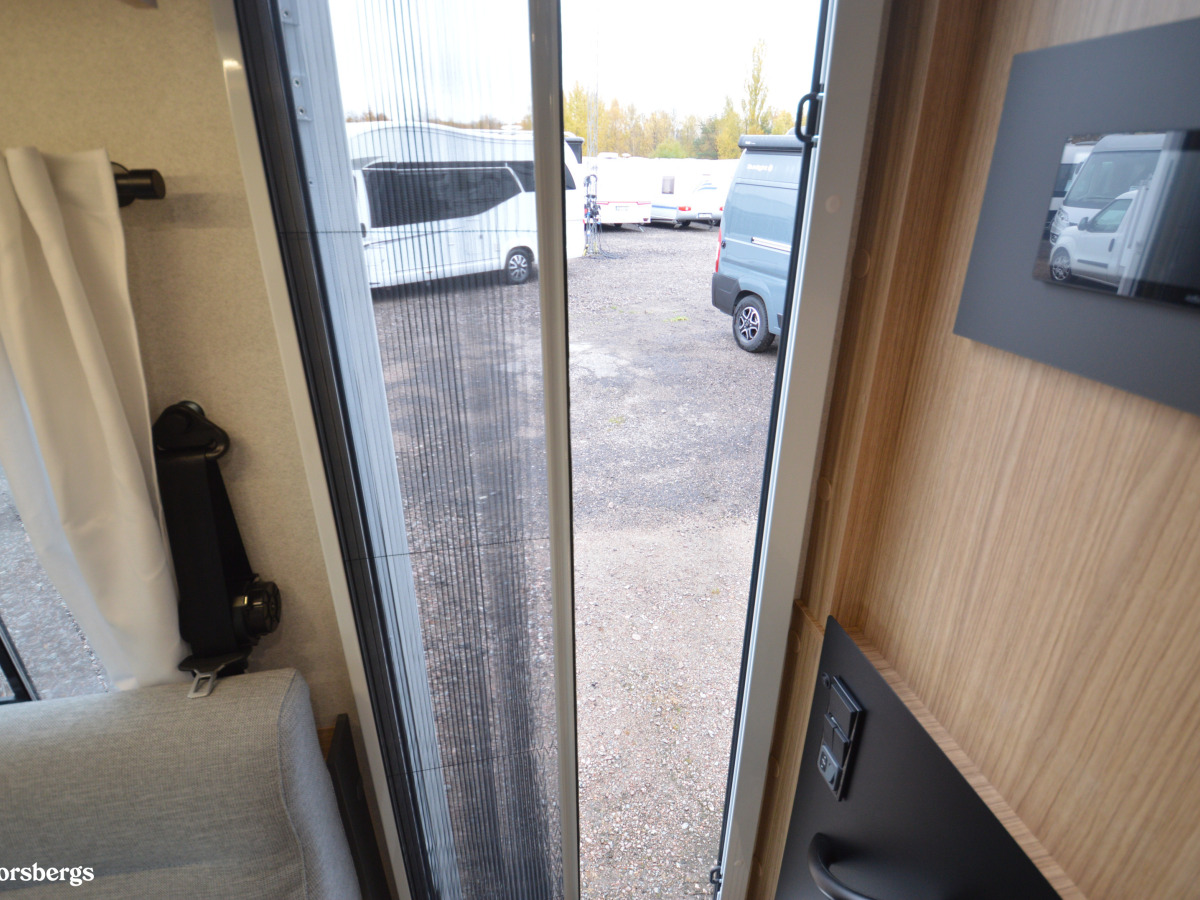 Pilote P740 C EVIDENC - Aldevärme, 5 sittplatser, 5 Sovplatser och mycket mer, bild 36 av 48