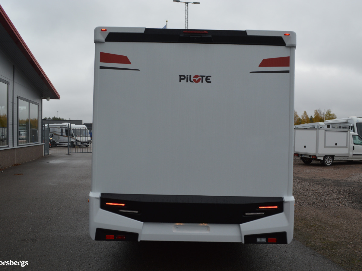 Pilote P740 C EVIDENC - Aldevärme, 5 sittplatser, 5 Sovplatser och mycket mer, bild 46 av 48