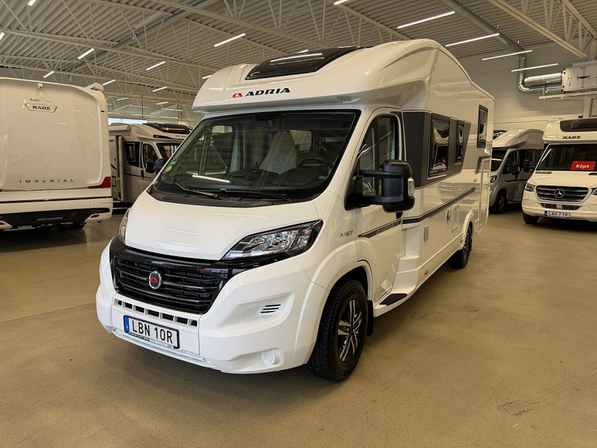 Adria Coral Plus 600 SL *Automat*AC*Långbädd*, bild 5 av 18