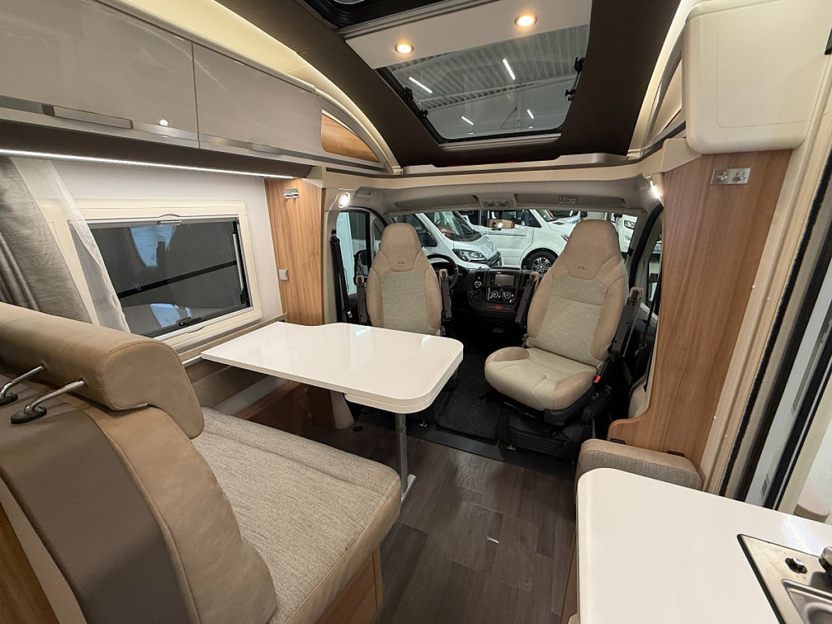 Adria Coral Plus 600 SL *Automat*AC*Långbädd*, bild 15 av 18