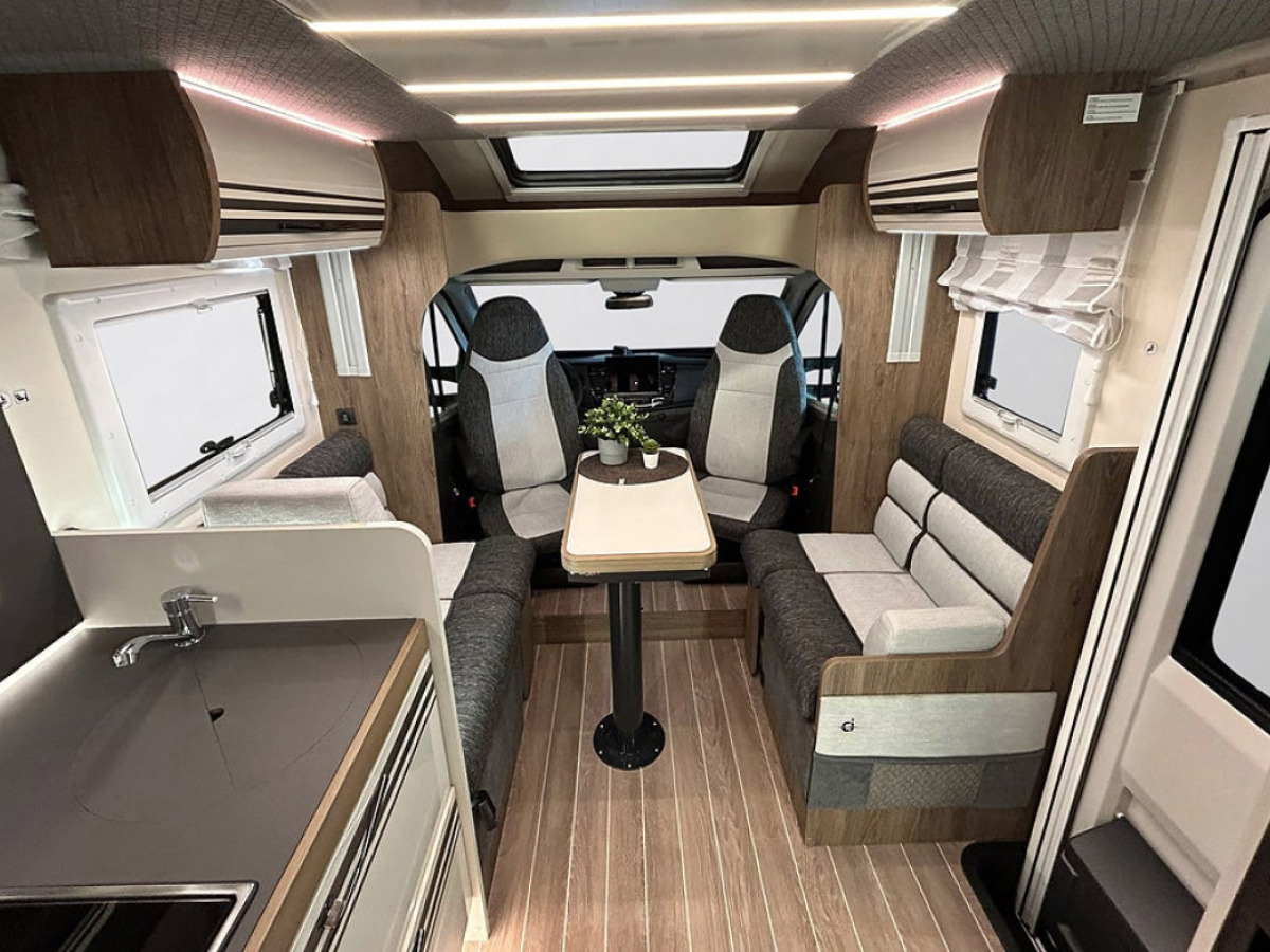 Ci MAGIS 87 XT LÅNGBÄDD Face-To-Face DIESELVÄRMARE, bild 14 av 56